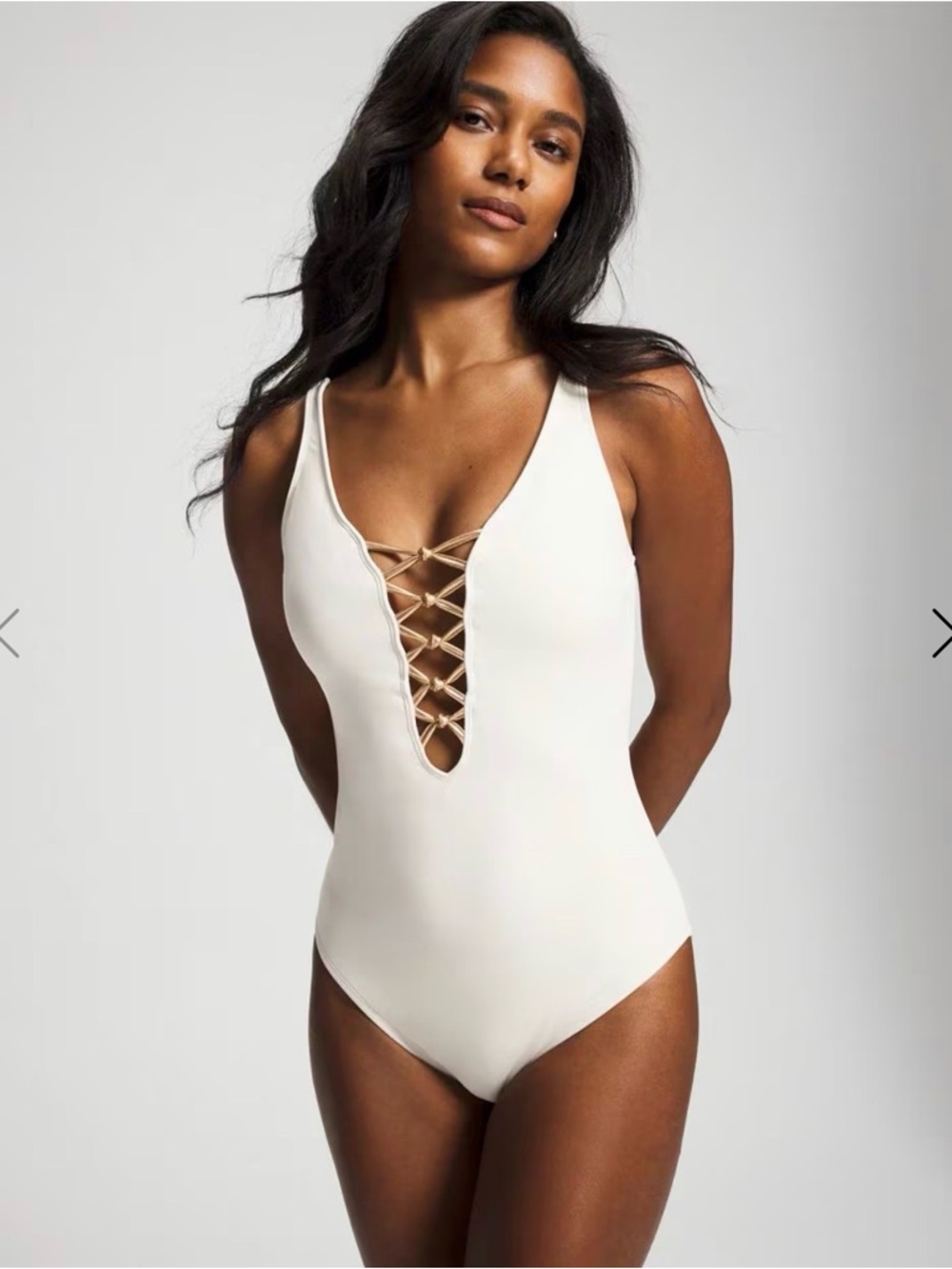 BLEU ROD BEATTIE
Let’s Get Knotty Lace-Down One-Piece Suit NWT $99 size 14